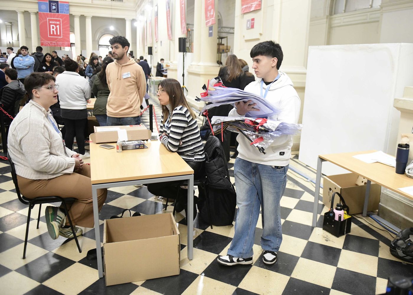 En esta primera etapa del escrutinio definitivo se revisar&aacute;n las planillas que llegaron de todas las mesas