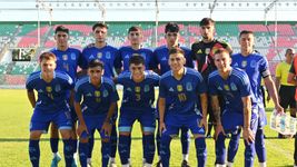 fue titular en su debut en la seleccion y cometio un penal, pero pelea por su lugar fue titular en su debut en la seleccion y cometio un penal, pero pelea por su lugar