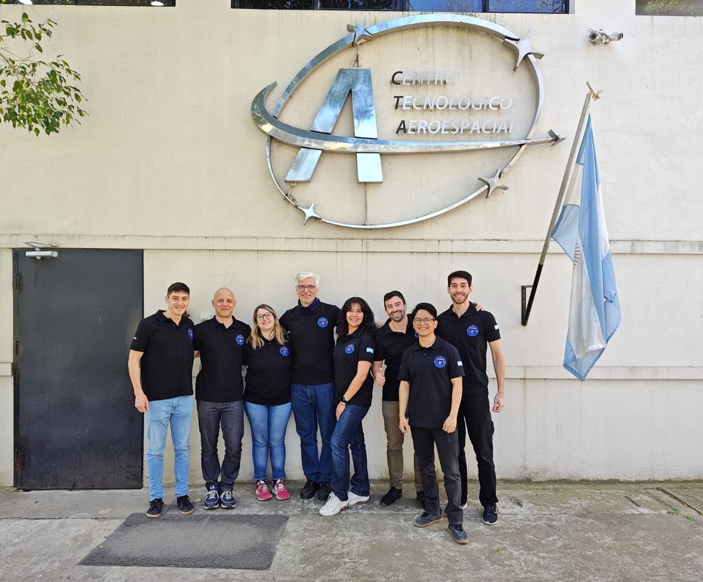 El satélite hecho por científicos de la UNLP orbitará la Luna