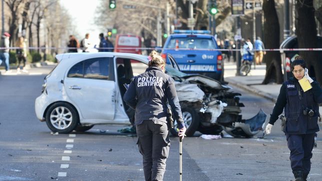 dos semaforos en rojo y 860 metros en 33 segundos: radiografia del accidente fatal de 7 y 49
