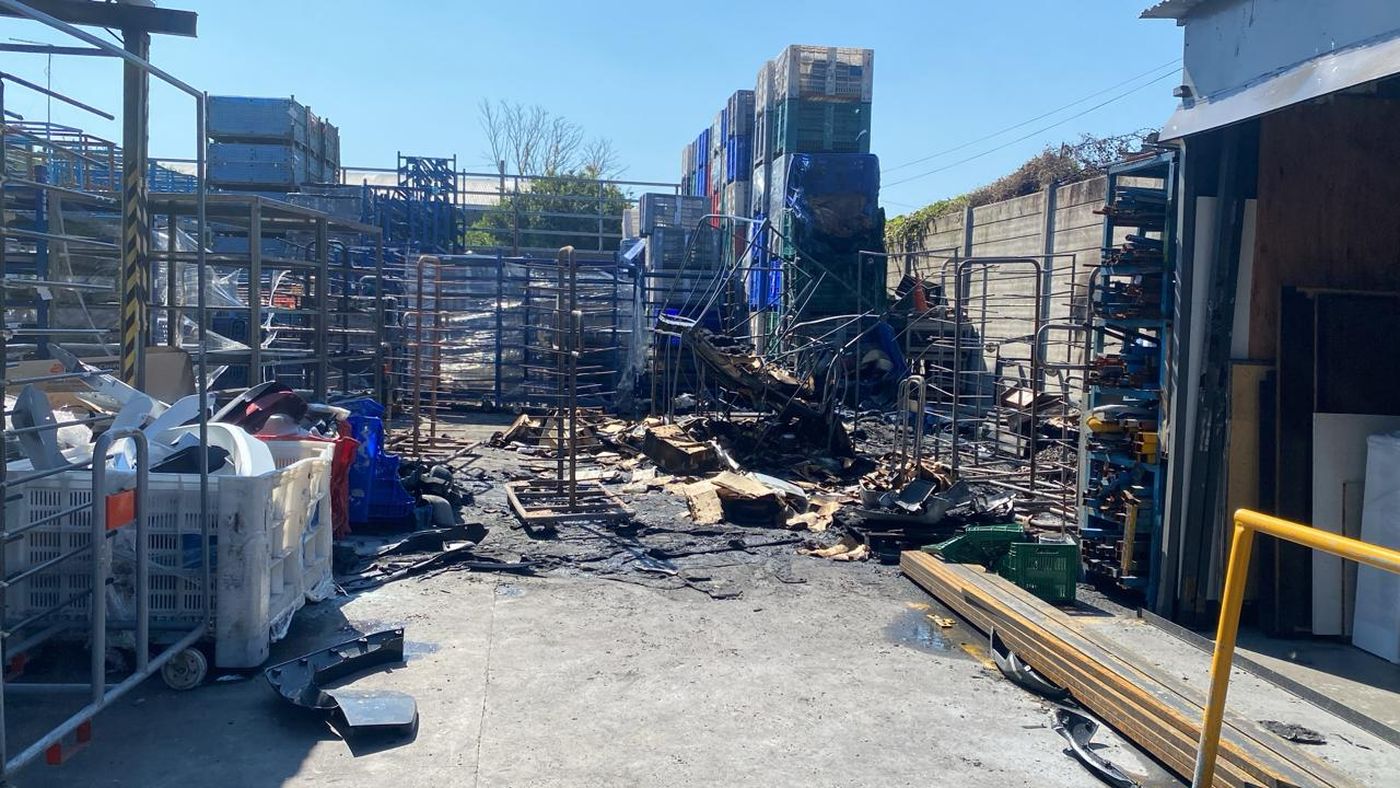 As&iacute; quedaron las instalaciones de la f&aacute;brica de autopartes de La Plata tras el voraz incendio.
