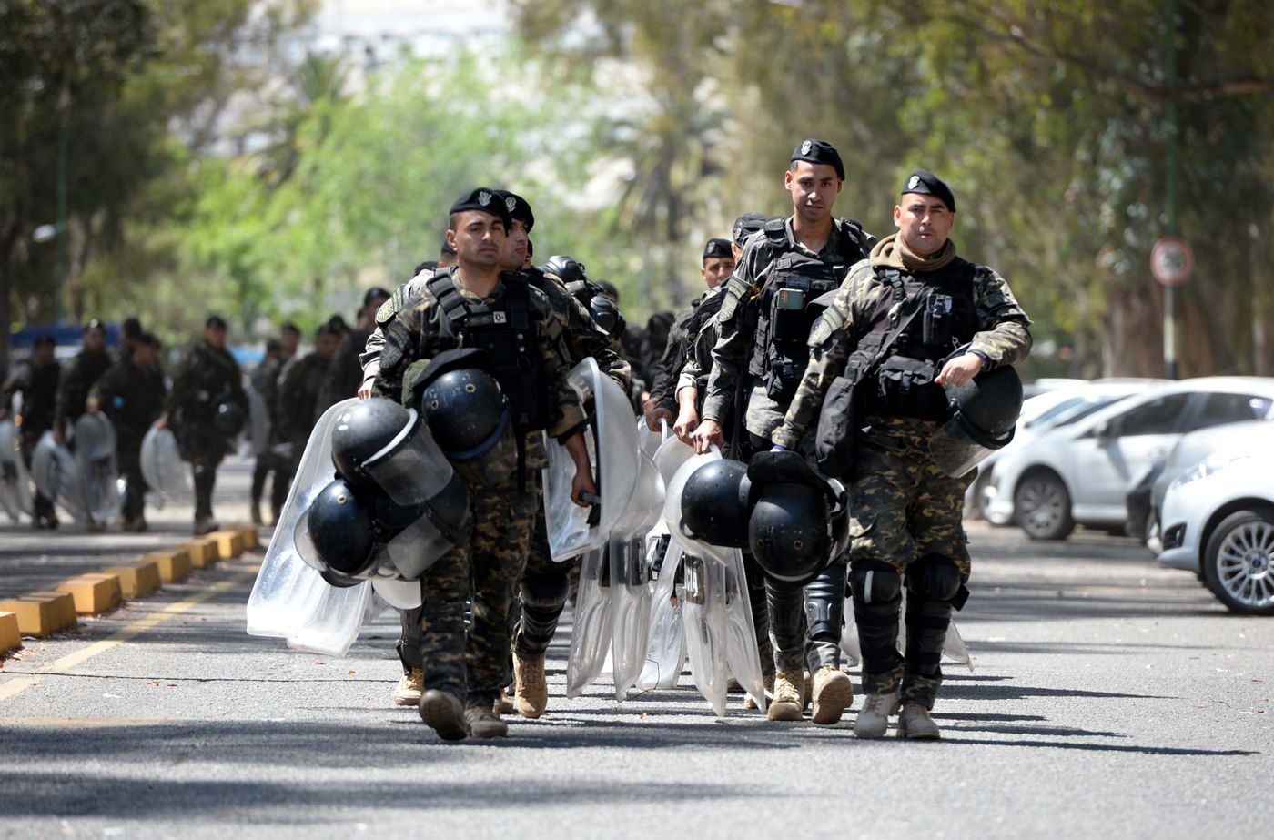 Operativo policial Bosque Gimnasia (10).JPG
