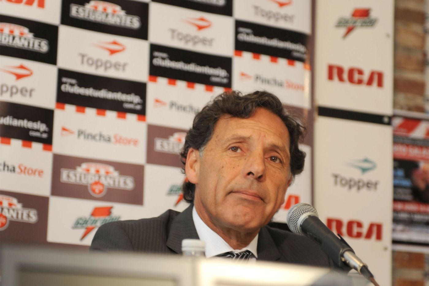 Miguel Ángel russo (2)