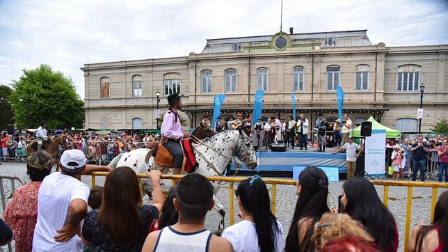 asi se vivieron los festejos por el dia de la tradicion en la plata