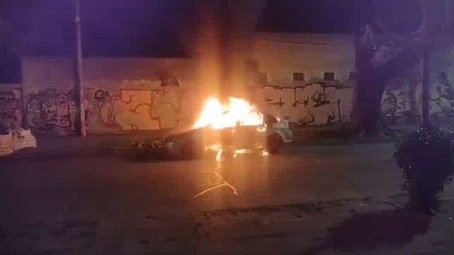 compro un auto en la plata y quemacoches se lo destruyeron antes de hacer la transferencia