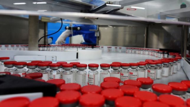 alberto fernandez anuncio que se comenzara a producir la sputnik v en argentina