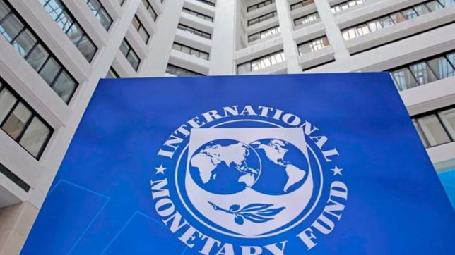 el gobierno afronta esta semana el pago de 1.400 millones de dolares al fmi