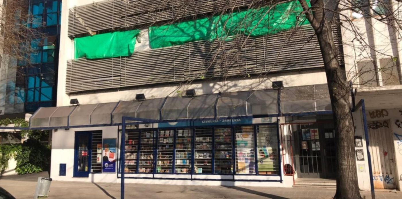 1570628938091.jpeg?y=214&width=1267&rotate=0&scaleX=1&x=7&scaleY=1&ow=1280&oh=960&height=634&&cw=1920&ch=950