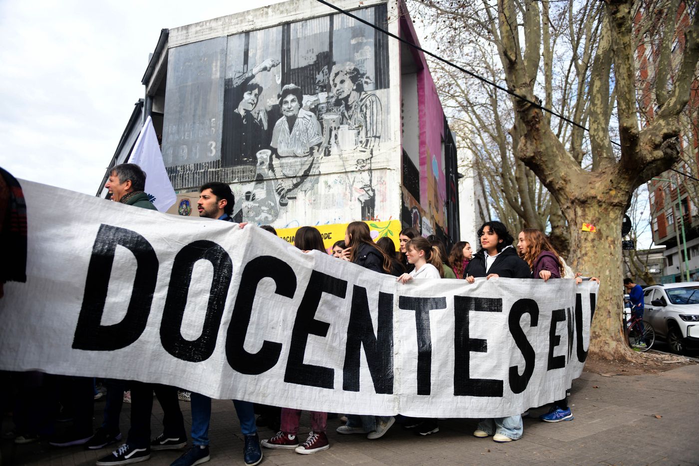 unlp artes abrazo simbolico-0010.JPG