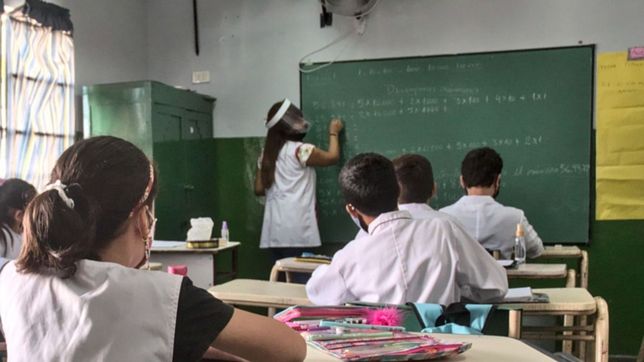 pauta bimestral y aumentos al basico: los pedidos de los docentes en la paritaria
