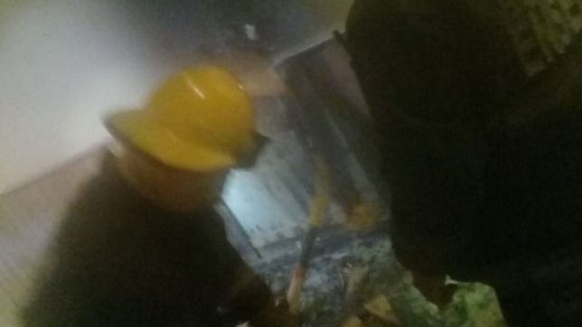 tremendo susto por un incendio en el club astillero de ensenada durante el corso