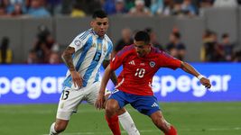 sin messi ni scaloni, la seleccion argentina va por un triunfo que la consolide ante peru