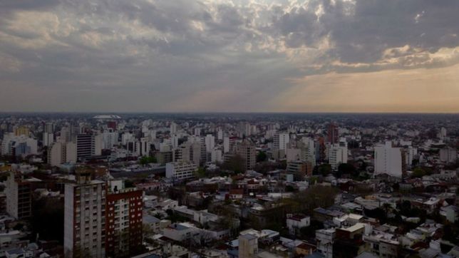 ventoso, nublado y ¿con lluvias? asi seguira el clima en la plata durante la semana