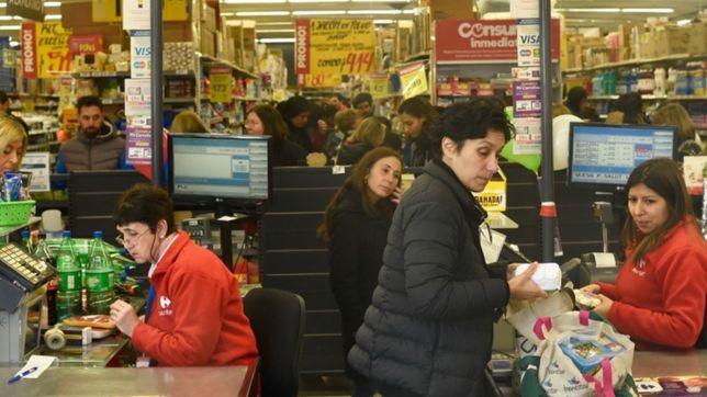 el banco nacion se sumo a los supermiercoles y ofrece descuentos de hasta el 35%