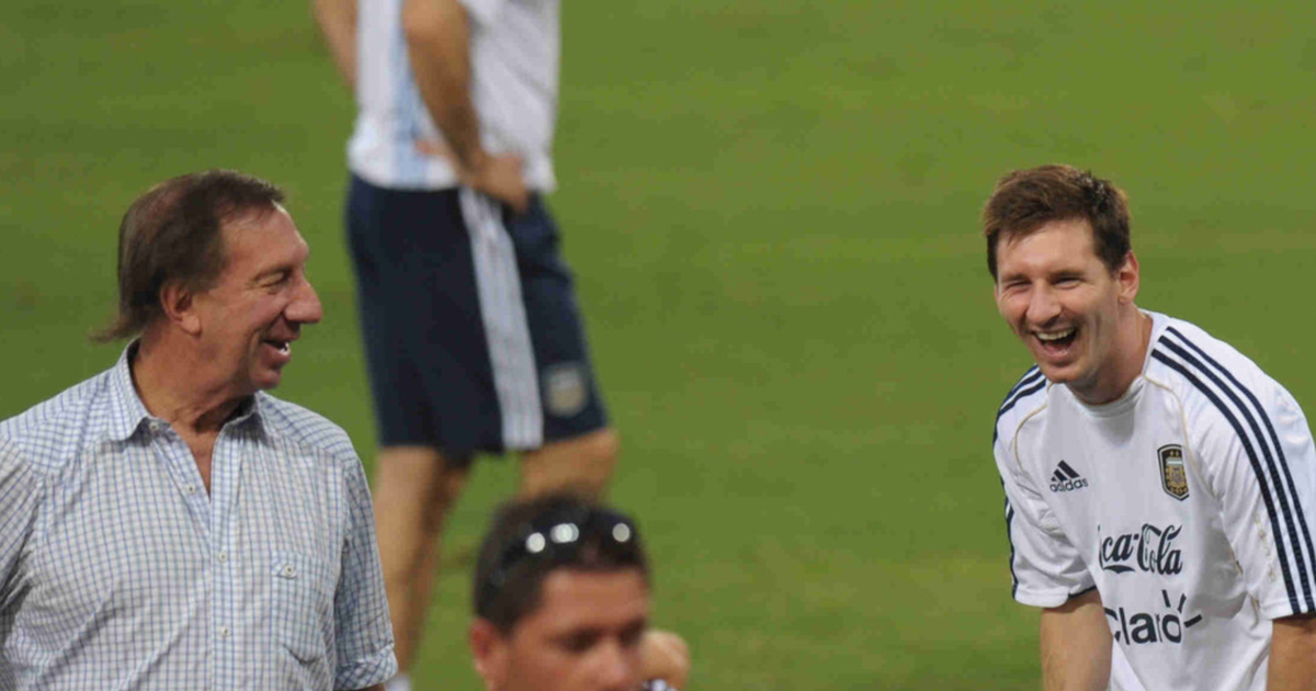 Revelaron cómo sigue Carlos Bilardo y cómo mira los partidos de Lionel Messi en la Selección argentina