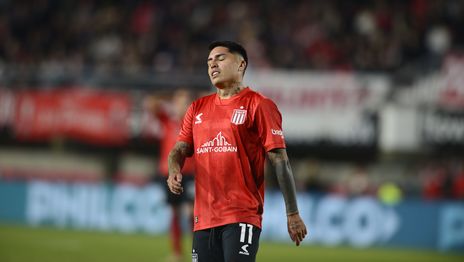 El Pincha se mostró sorprendido por la inhibición de la FIFA y dio su versión sobre el pase de Farías El Pincha se mostró sorprendido por la inhibición de la FIFA y dio su versión sobre el pase de Farías