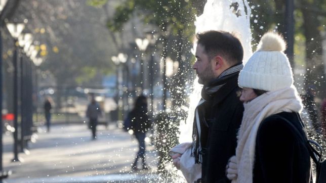 7 grados, frio y posibles lluvias: asi se empieza a despedir la semana