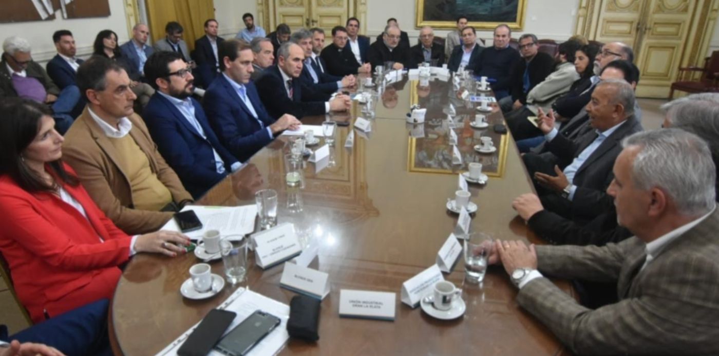 1537028832309.jpg?height=637&rotate=0&oh=853&scaleX=1&scaleY=1&ow=1280&x=4&y=103&width=1274&&cw=1920&ch=950