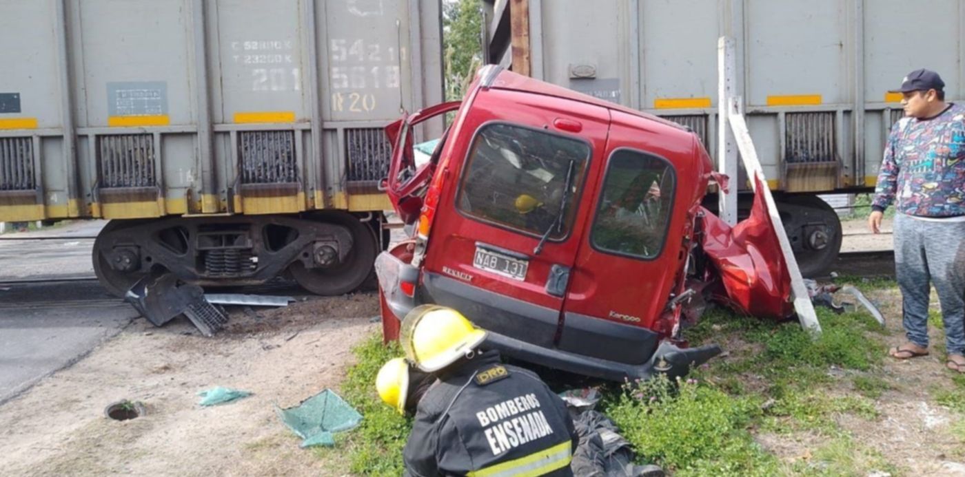 Choque del tren y la camioneta