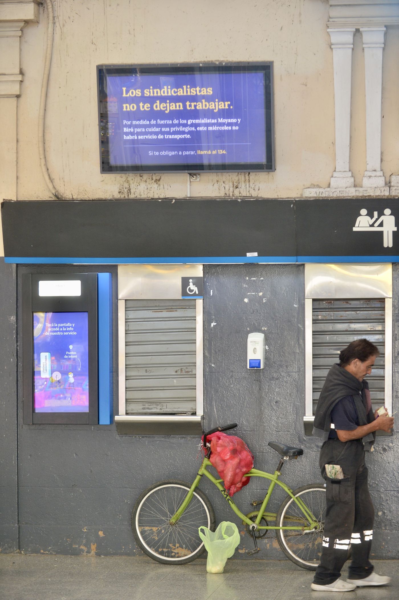 Paro del transporte estación de trenes Terminal de micros (14).jpg