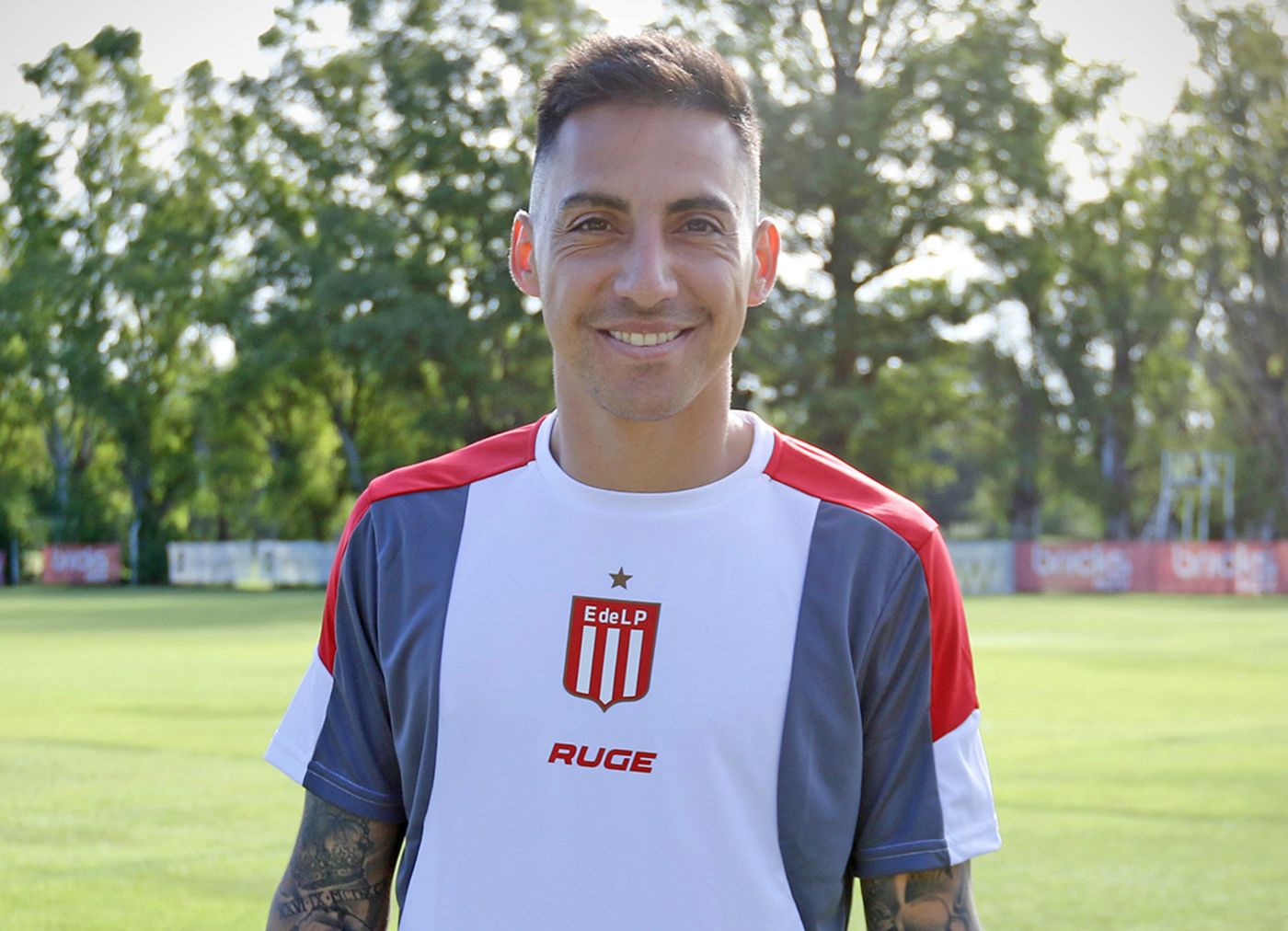 Javier Correa ya se puso en modo Estudiantes.
