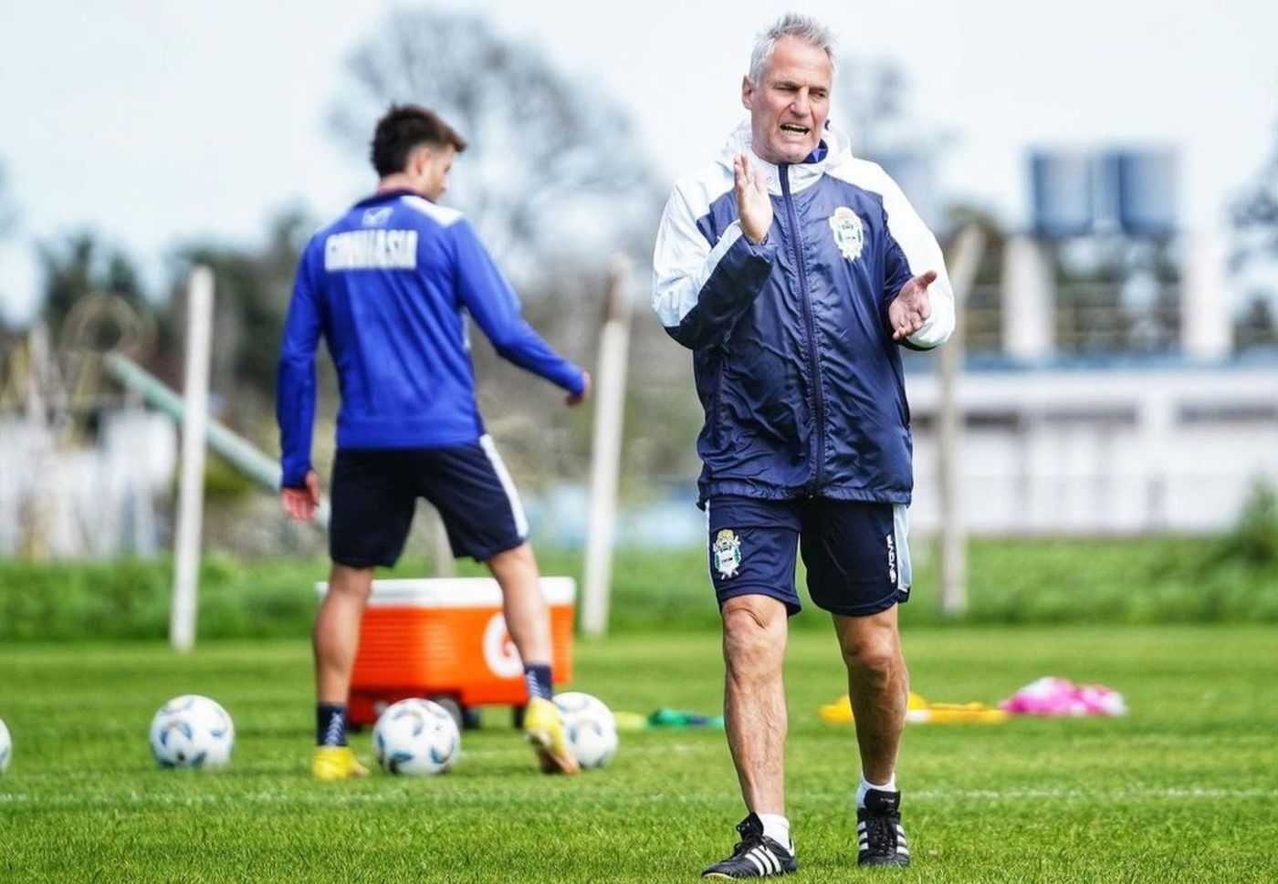 Leonardo Madelón entrenamiento Gimnasia.jpg