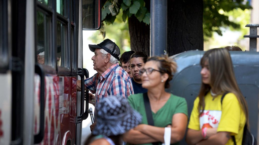 La Provincia presentará un proyecto de ley para restituir los subsidios al transporte