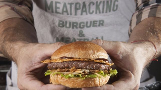 una hamburgueseria de la plata regala un combo por cada gol que meta la seleccion