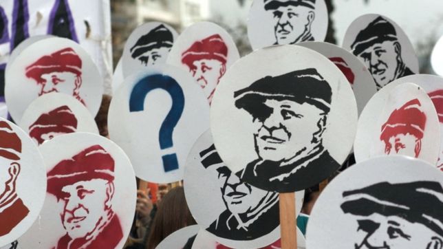 en busca del cuerpo de julio lopez, identificaran 66 tumbas nn del cementerio de la plata