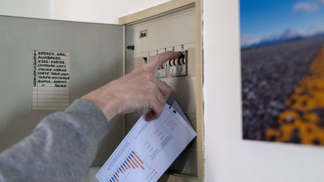 actualizaran el tope para no perder el subsidio del gas y la luz: ¿cual es el nuevo monto?