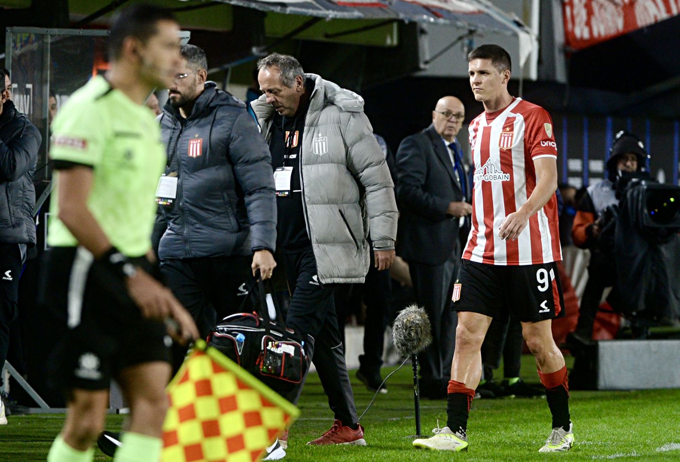 Estudiantes Huachipato Carrillo lesionado (4).JPG