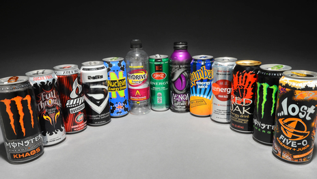 La venta de bebidas energizantes a menores se debate en La Plata