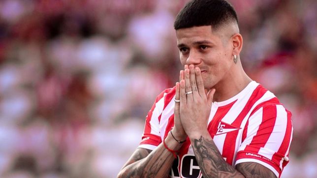 marcos rojo no se hisopo y viaja a manchester para definir su futuro