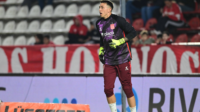 la reaccion de muslera tras su primer partido en el mitico estadio de estudiantes