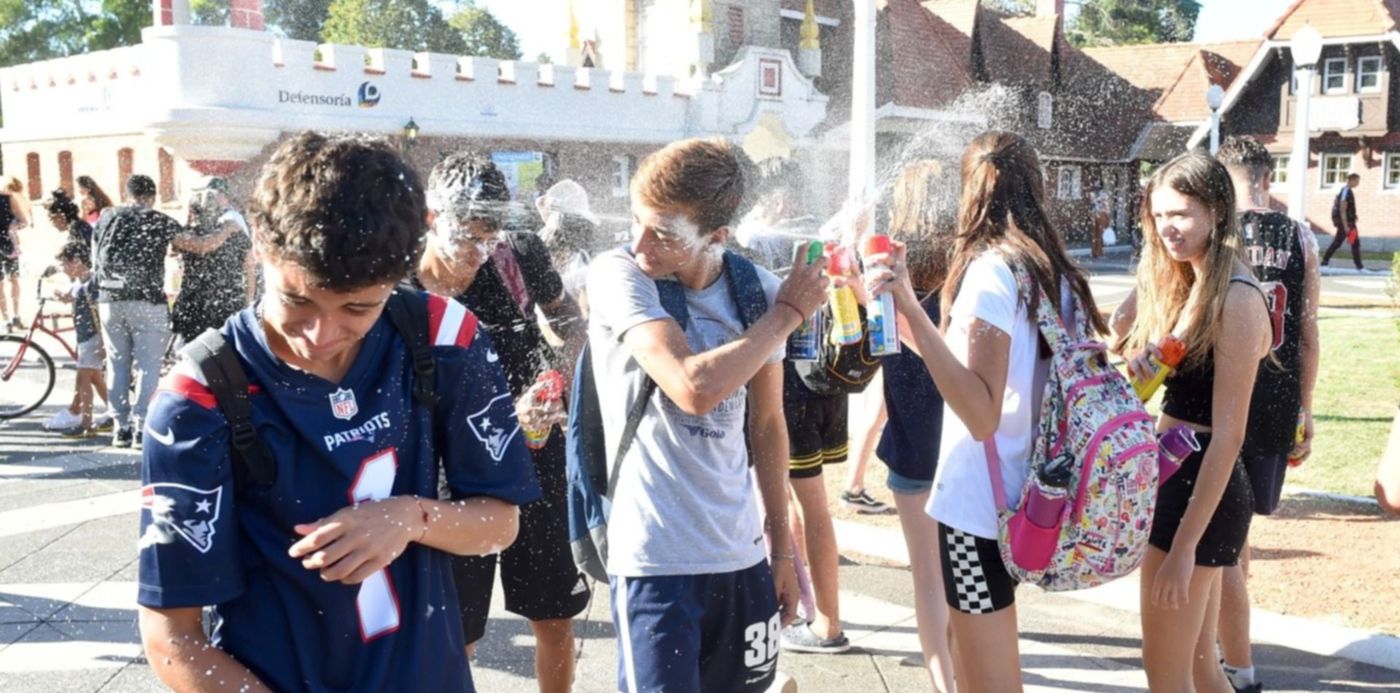 Carnaval en la República de los Niños