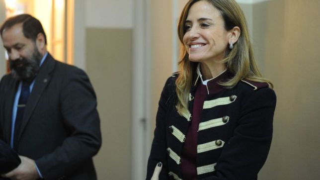 victoria tolosa paz pidio explicaciones por los aportes locales en la campana oficialsta