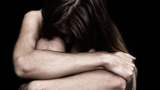 aberrante: un hombre de 58 anos manoseo a una nena mientras jugaba con ella