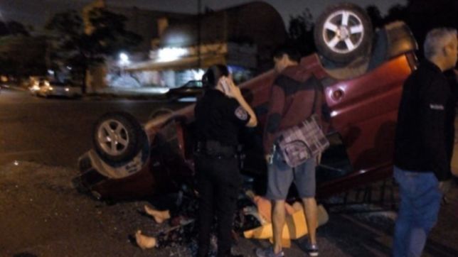 video: asi fue el impactante choque y vuelco de una camioneta en 122 y 32