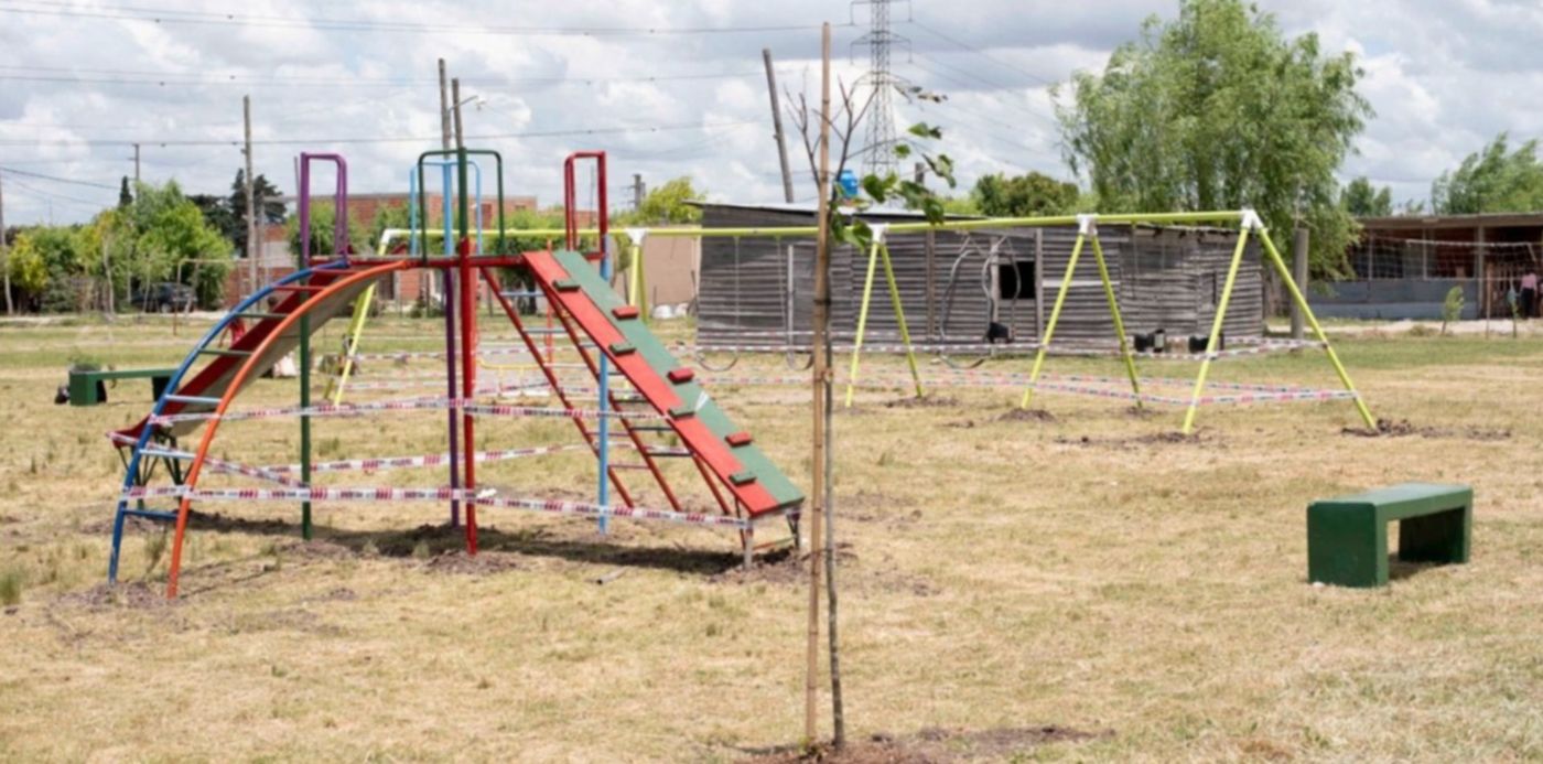 Plaza - Predio tomado -Lisandro Olmos - Barrio centinela