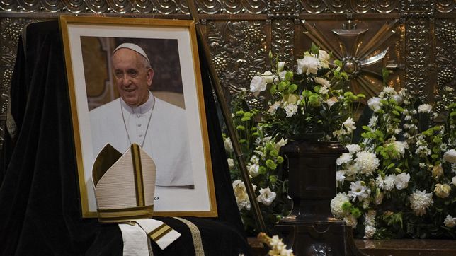 proponen instaurar un nuevo feriado nacional en homenaje al papa francisco