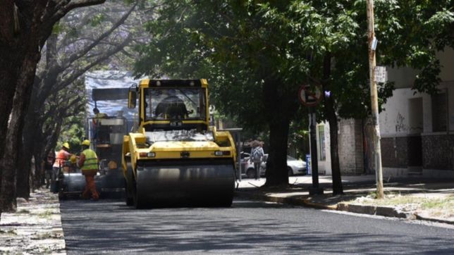 avanzan los trabajos de asfaltado y arrancan en 13 entre 54 y 60 con cortes y desvios