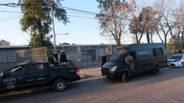 una nena de 6 anos fue abusada por otro alumno en el bano de su escuela