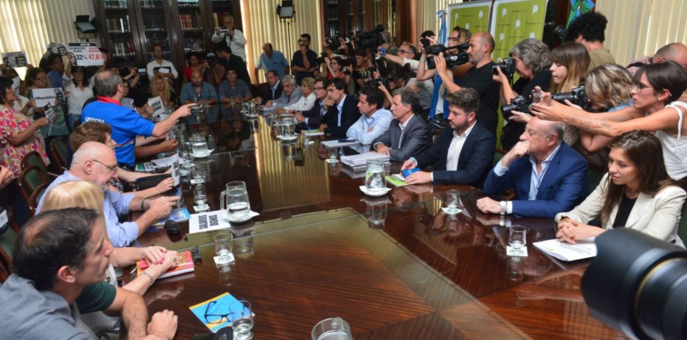 1550098364412.jpg?x=10&y=97&height=742&ow=1500&width=1483&rotate=0&scaleX=1&scaleY=1&oh=998&&cw=1920&ch=950