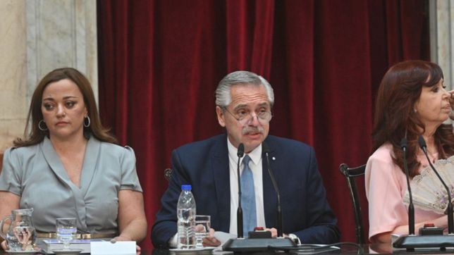 palos a la corte, pelea en el recinto y defensa de cristina: claves del mensaje de alberto