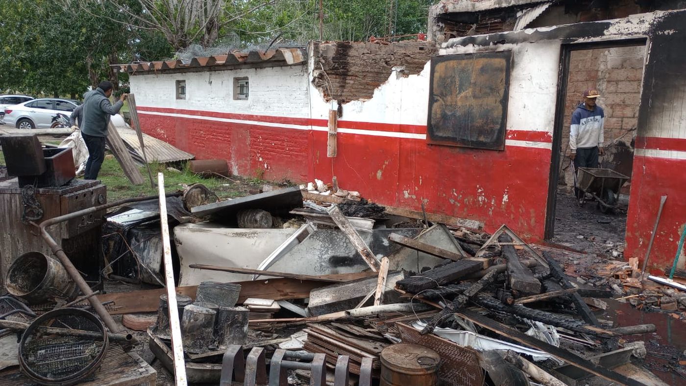 El Club Alumni se estaba recuperando de un incendio ocurrido en diciembre.