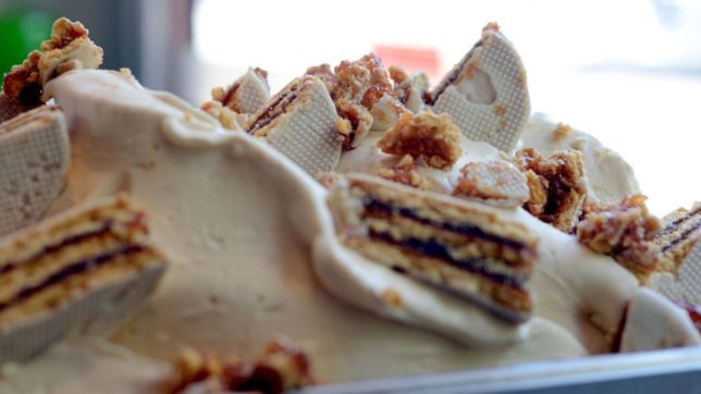 cremosidad, frescura y membrillo: el secreto de bailina detras del helado de guaymallen de fruta