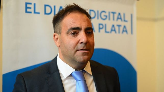 marcelo pena: abogado penalista formado en el liceo naval y defensor del panuelo celeste