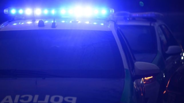 un hombre tomo del cuello a su pareja embarazada y le pego varias veces en la panza