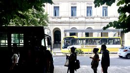 ¿cuales son las zonas de la plata mas afectadas por la falta de micros y las bajas frecuencias? ¿cuales son las zonas de la plata mas afectadas por la falta de micros y las bajas frecuencias?