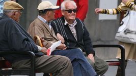 mas de cinco millones de jubilados estan por debajo de la linea de pobreza mas de cinco millones de jubilados estan por debajo de la linea de pobreza